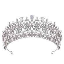 Load image into Gallery viewer, Royal Queen Tiara
