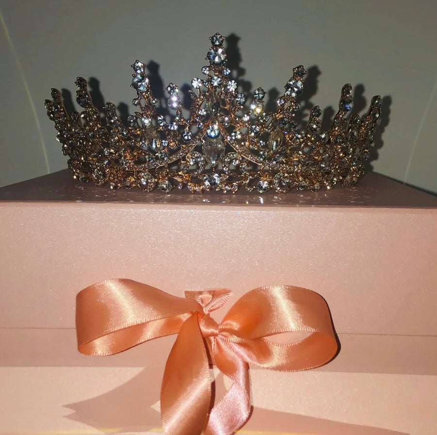 Glamour Queen Tiara